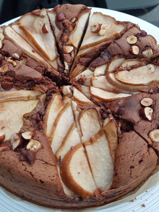 Torta pere nocciole e cioccolato 12 pax
